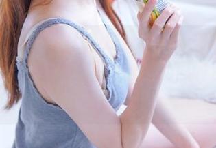 大家快来！sally dorasnow多啦雪的兔女郎套图上线，泡soda的同时别忘了“看脸”！
